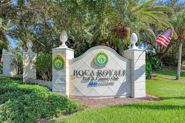 view of community / neighborhood sign