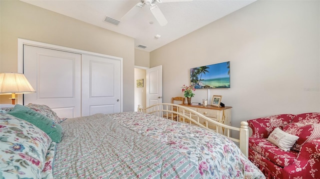 bedroom featuring a closet and ceiling fan