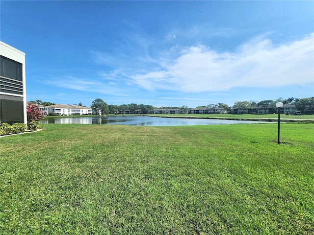 view of yard featuring a water view