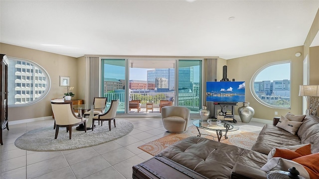 1771 Ringling Blvd Unit 604, Sarasota, FL 34236 - photo 2
