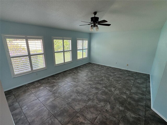 5009 Sturbridge Ct, Sarasota, FL 34238 - photo 9