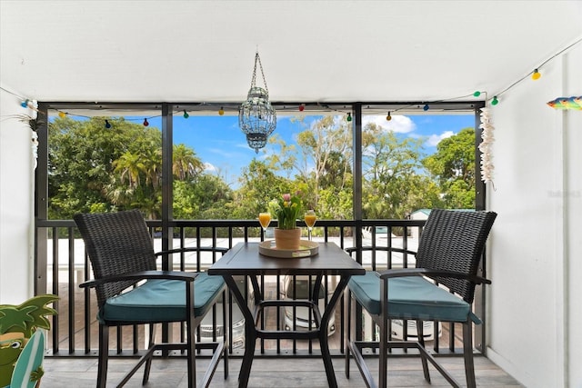 view of sunroom / solarium