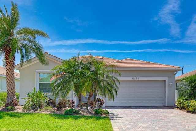 view of front of house featuring a garage