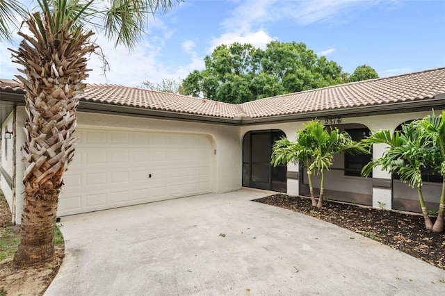 view of front facade with a garage