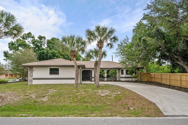 view of front of house with a front yard