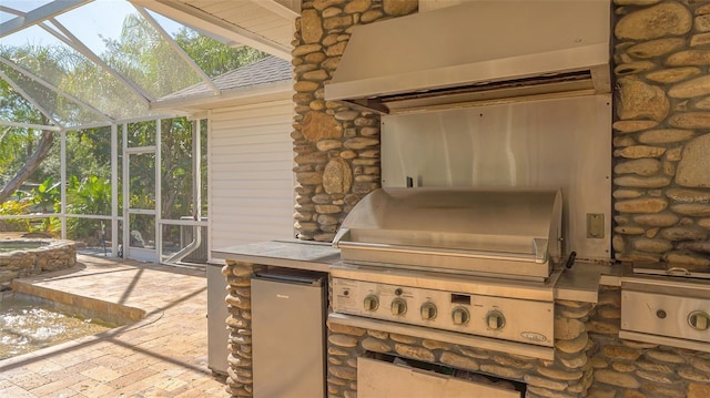 kitchen featuring lofted ceiling