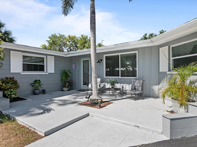 view of front of property with a patio area