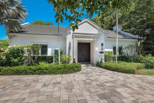 view of front of property