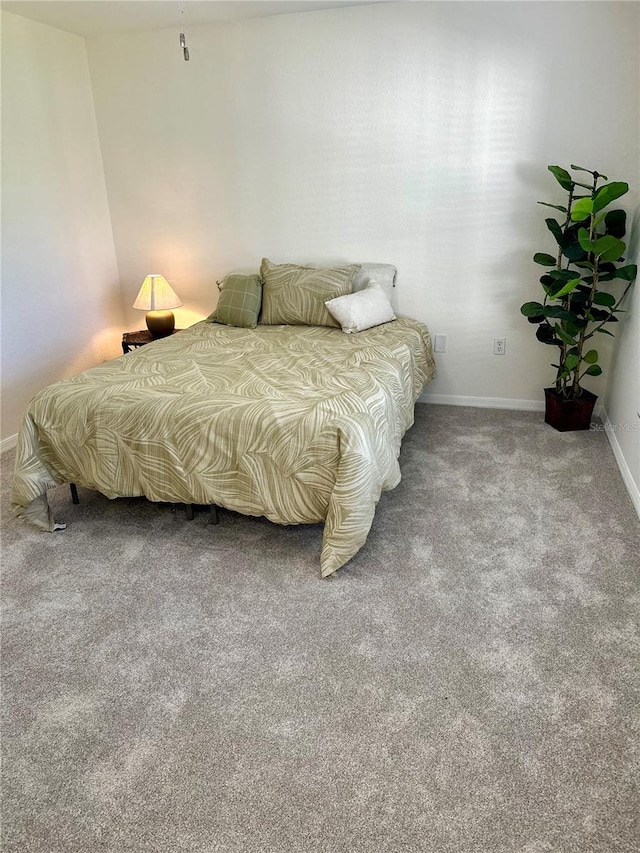 bedroom with carpet flooring