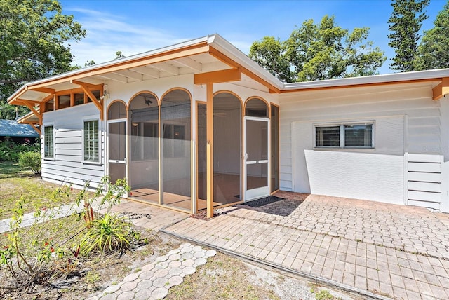 view of front of property featuring a patio