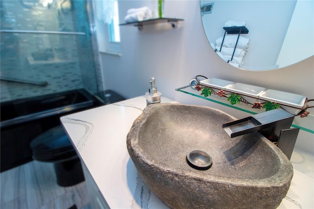 bathroom featuring sink