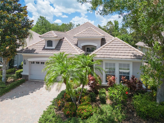 view of front of house featuring a garage