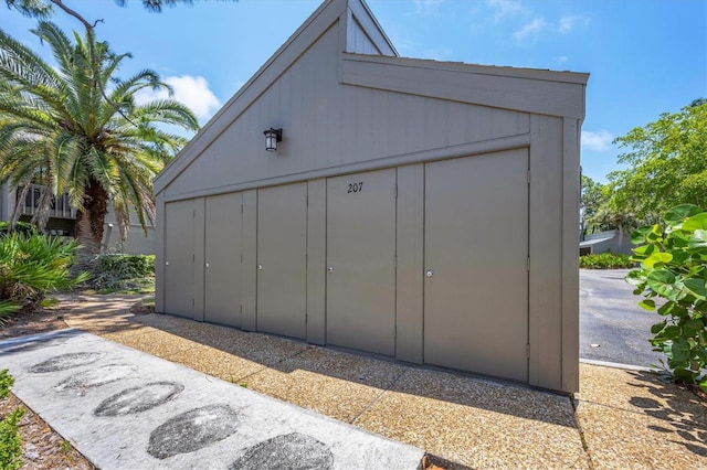 view of outbuilding