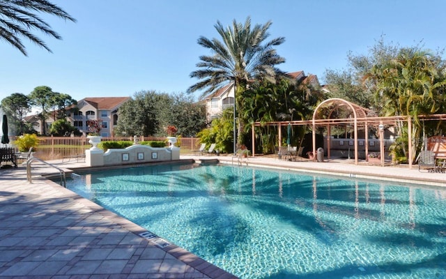 view of swimming pool