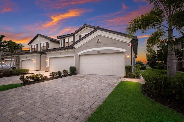 view of front of property featuring a garage