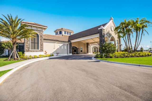 view of mediterranean / spanish home