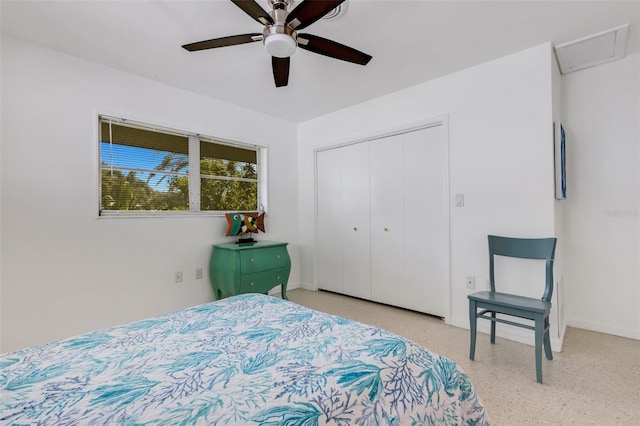 bedroom featuring a closet and ceiling fan