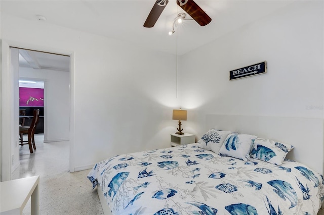 bedroom with ceiling fan