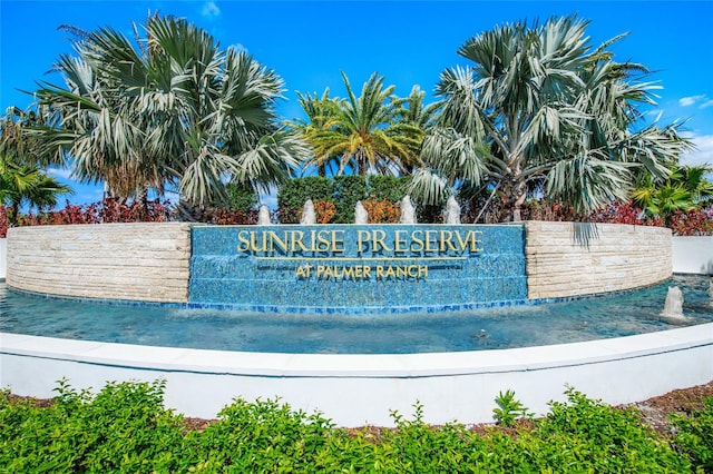 view of community / neighborhood sign