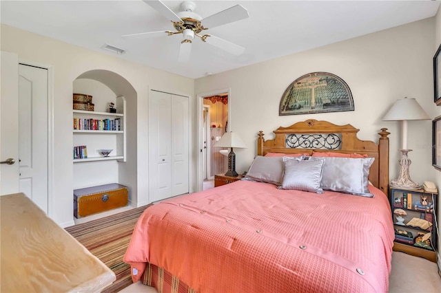 bedroom with ceiling fan