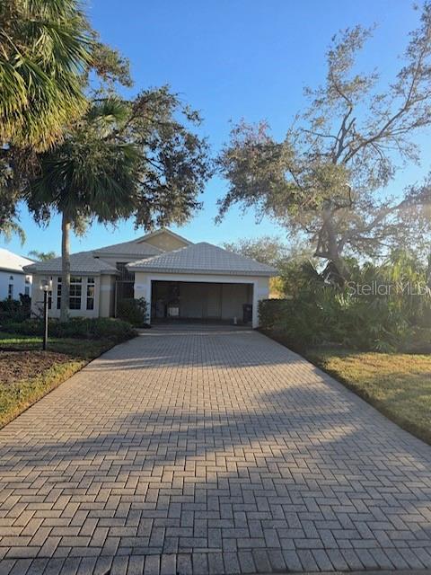 view of front of house with a garage