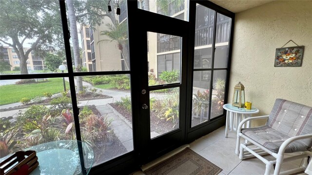 view of sunroom / solarium