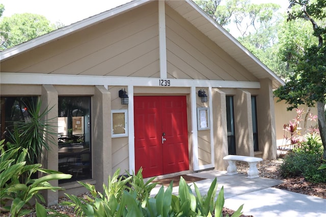 view of property entrance