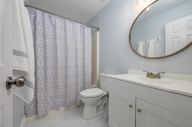 full bathroom featuring shower / bath combo with shower curtain, vanity, and toilet