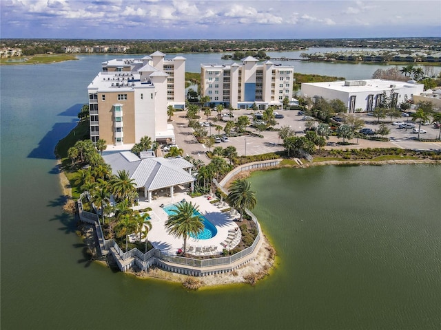 bird's eye view with a water view