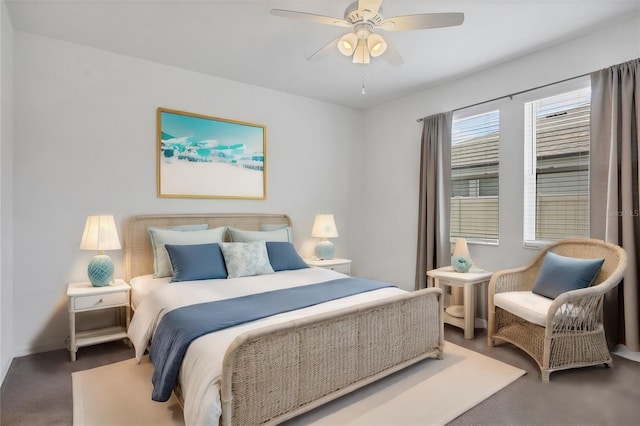 bedroom with ceiling fan