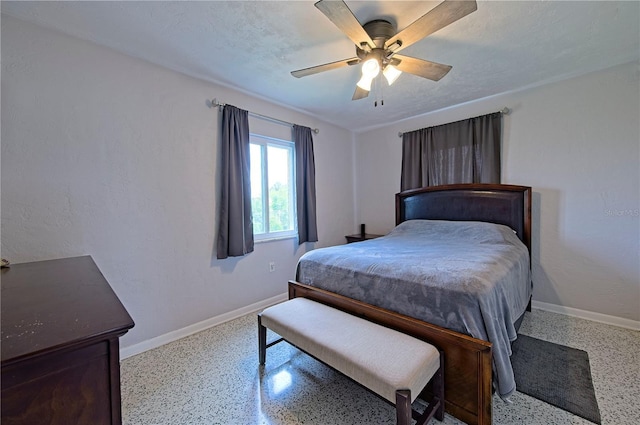 bedroom with ceiling fan