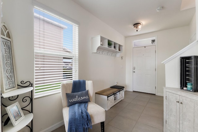 sitting room with tile floors