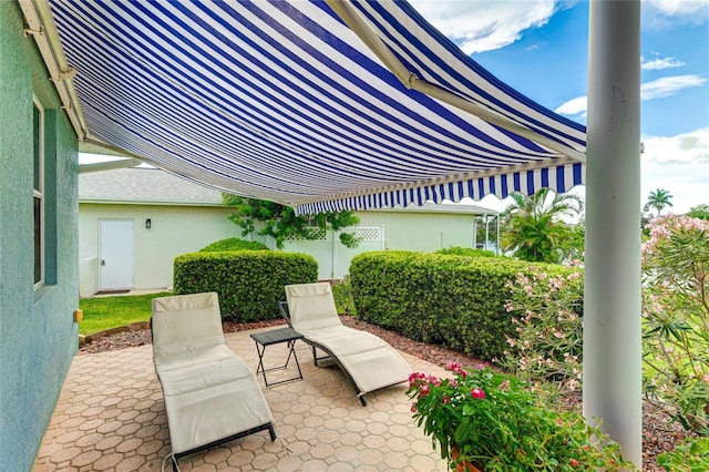 8607 51st Ave W, Bradenton, FL 34210 - view of patio / terrace