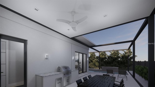 sunroom with ceiling fan