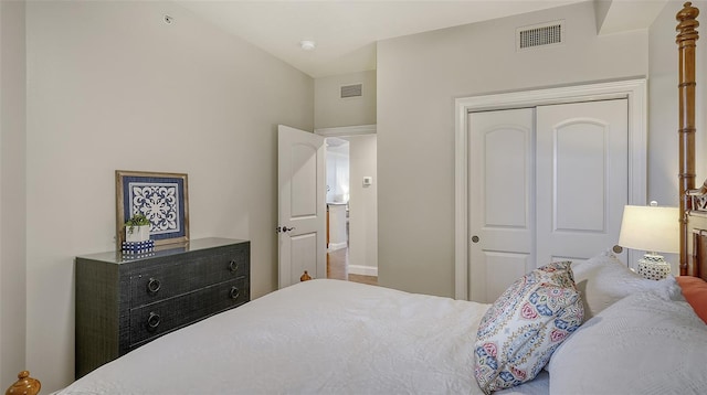 bedroom featuring a closet