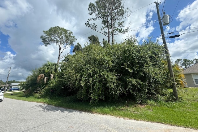 Listing photo 3 for Tarabilla Ave, North Port FL 34291