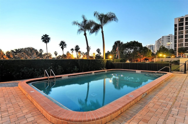 view of swimming pool