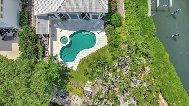 birds eye view of property