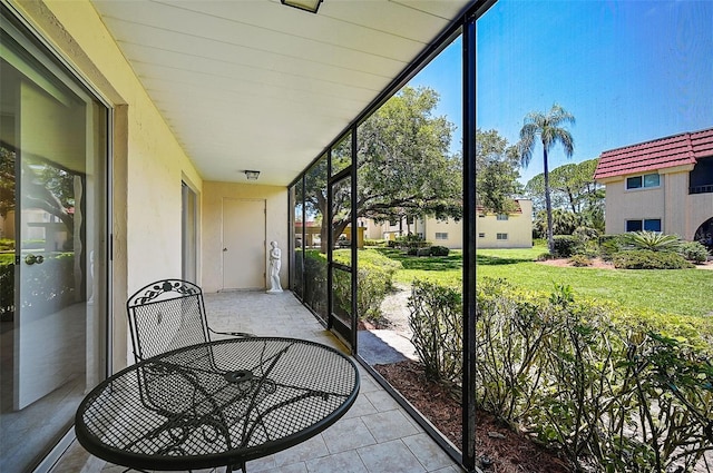 view of sunroom / solarium