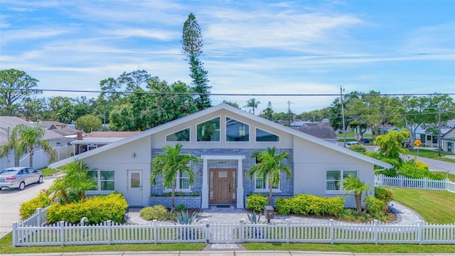 view of front of property