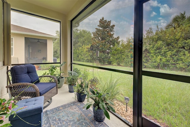 view of sunroom / solarium