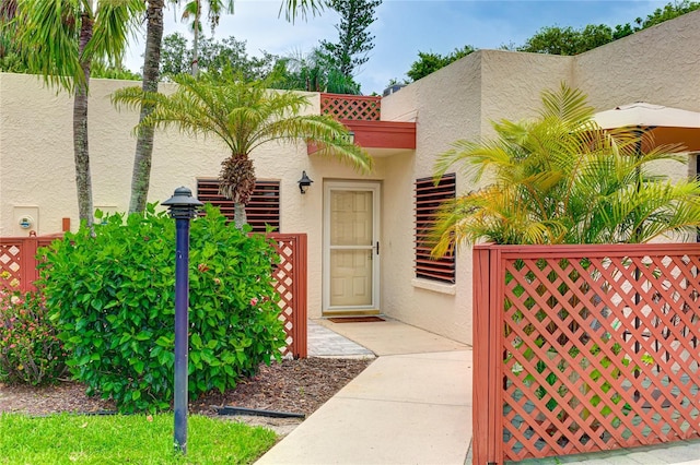 view of doorway to property