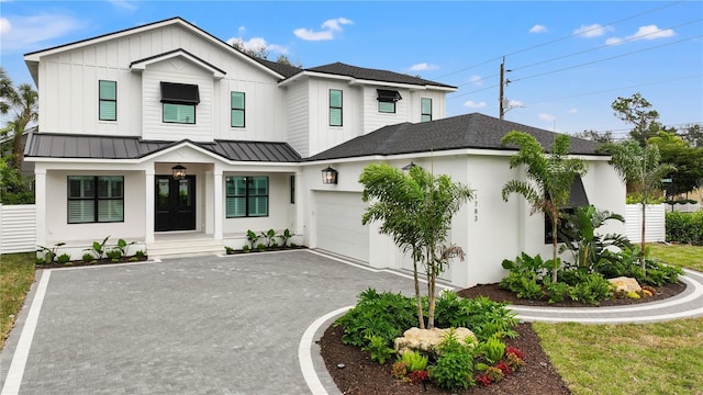 view of front facade featuring a garage