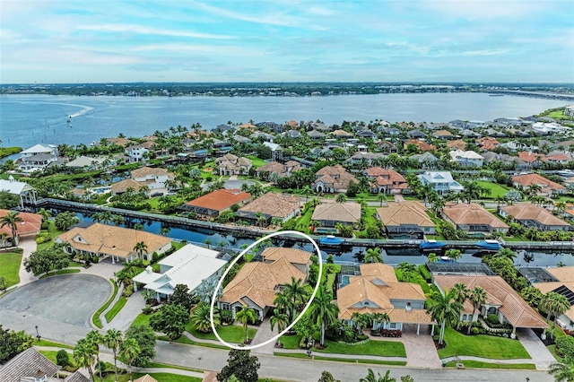 bird's eye view featuring a water view