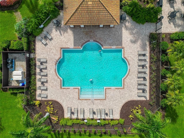 2352 Marton Oak Blvd, North Port, FL 34289 - view of subject property featuring a pool area