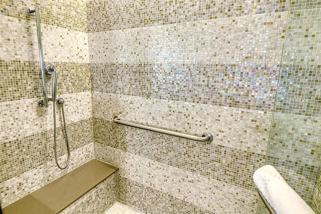 915 Seaside Drive 607, Weeks 14-15, Sarasota, FL 34242 - full bath with tiled shower