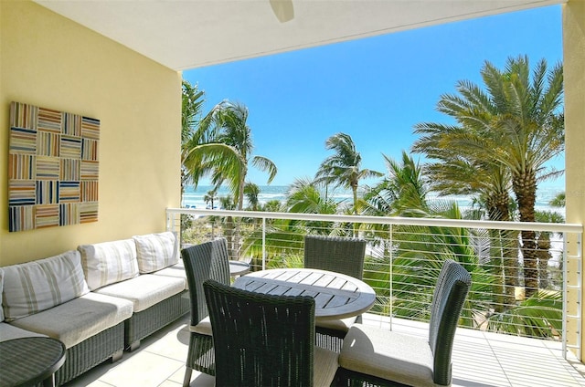 915 Seaside Drive 607, Weeks 14-15, Sarasota, FL 34242 - balcony featuring an outdoor living space