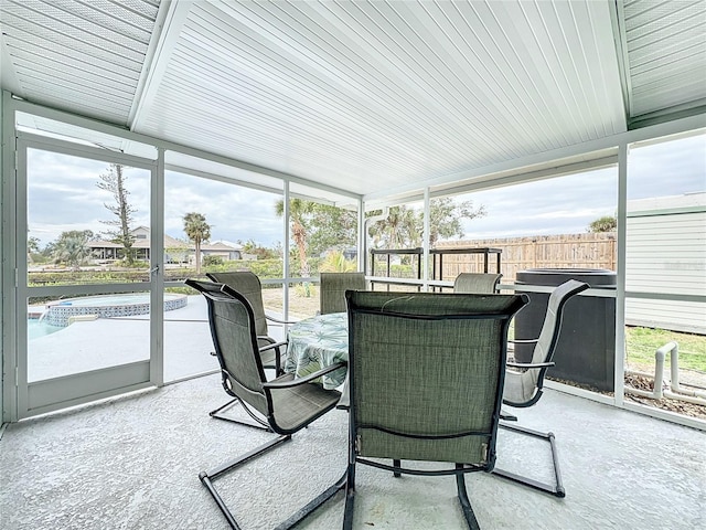 view of sunroom / solarium