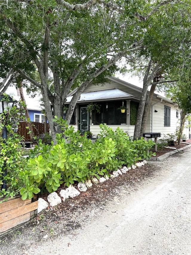 view of front of property