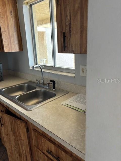 kitchen featuring sink